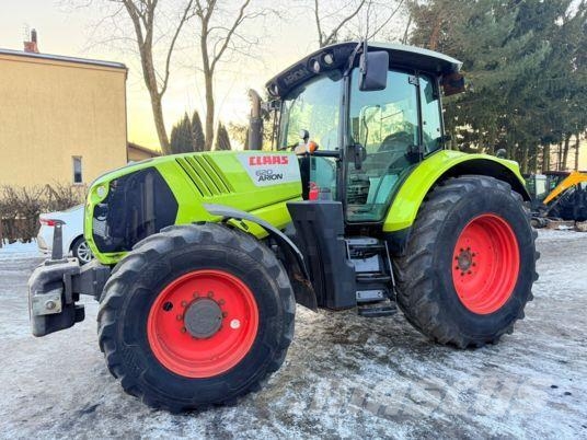 CLAAS ARION 620 CEBIS Traktoriai