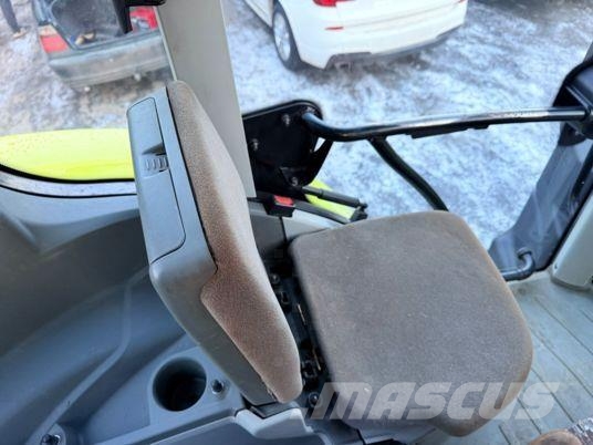 CLAAS ARION 620 CEBIS Traktoriai