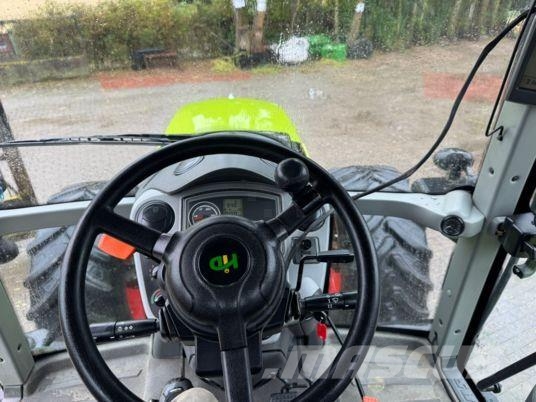 CLAAS Arion 630 Tractoren