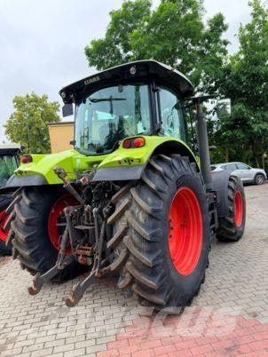 CLAAS ARION 630 Tractoren