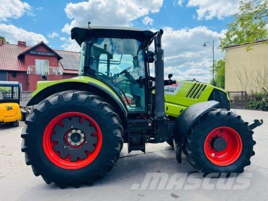 CLAAS ARION 640 Tractors