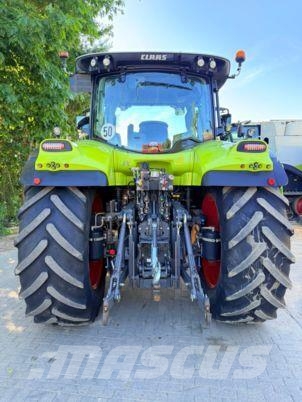 CLAAS ARION 650 CEBIS Tractoren