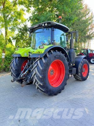 CLAAS ARION 650 CEBIS Tractoren