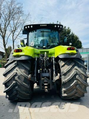 CLAAS AXION 840 Tractoare