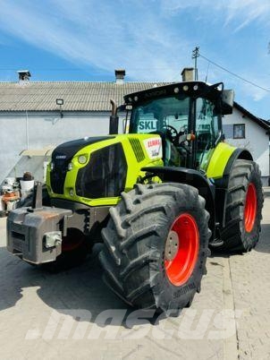 CLAAS AXION 840 Tractoare