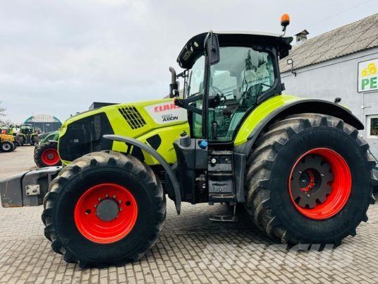 CLAAS AXION 850 Tractoare