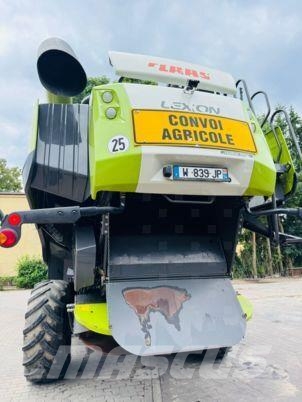 CLAAS LEXION 760 Зернозбиральні комбайни