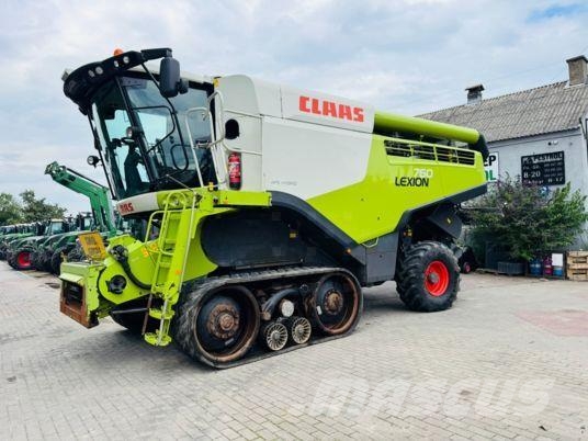 CLAAS LEXION 760 Зернозбиральні комбайни