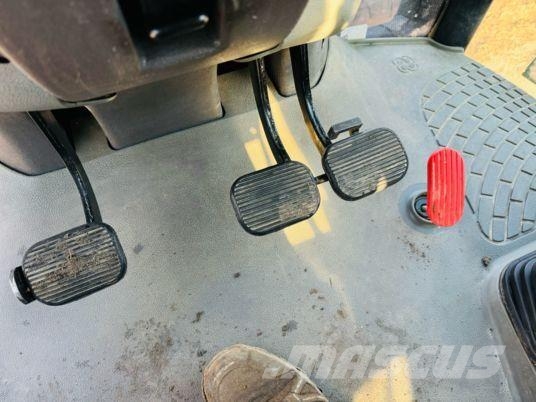 Deutz-Fahr AGROTRON 200 Traktori