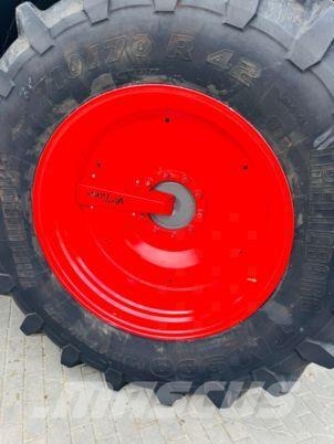 Fendt 828 VARIO PROFI PLUS الجرارات