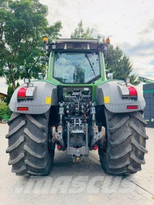 Fendt 828 VARIO PROFI PLUS الجرارات