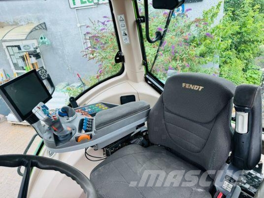 Fendt 828 VARIO PROFI PLUS Трактори