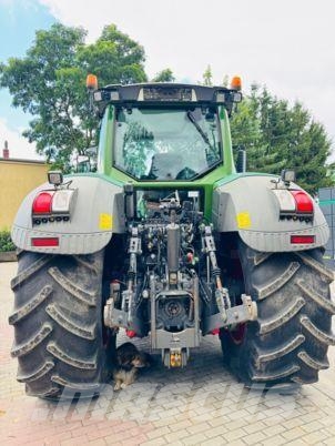Fendt 828 VARIO PROFI PLUS Трактори