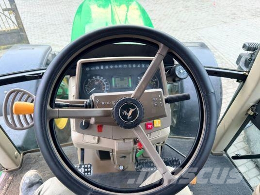 John Deere 6930 Трактора