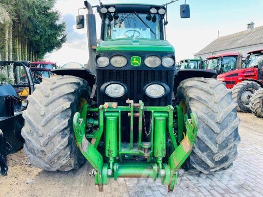 John Deere 8130 الجرارات