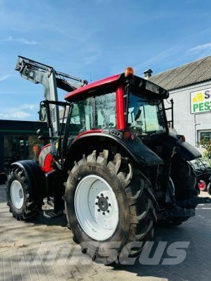 Valtra N101 Tractoren
