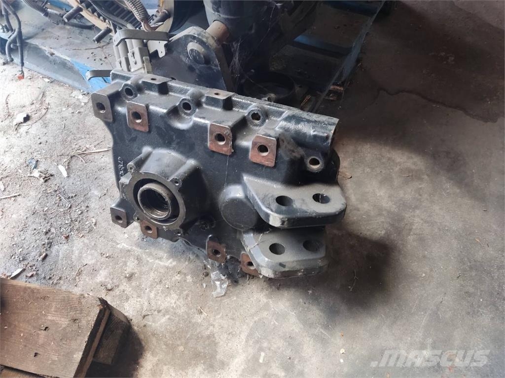 CNH T6.165 أجهزة نقل