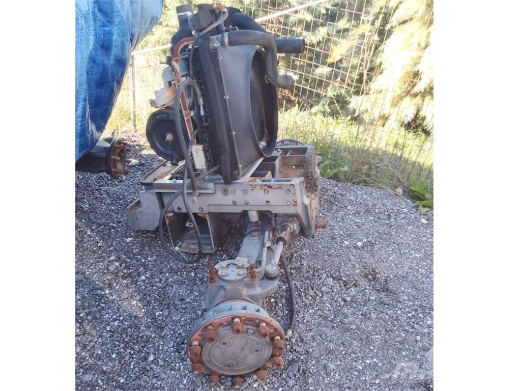Kubota K1-130 Førerhus og Interiør