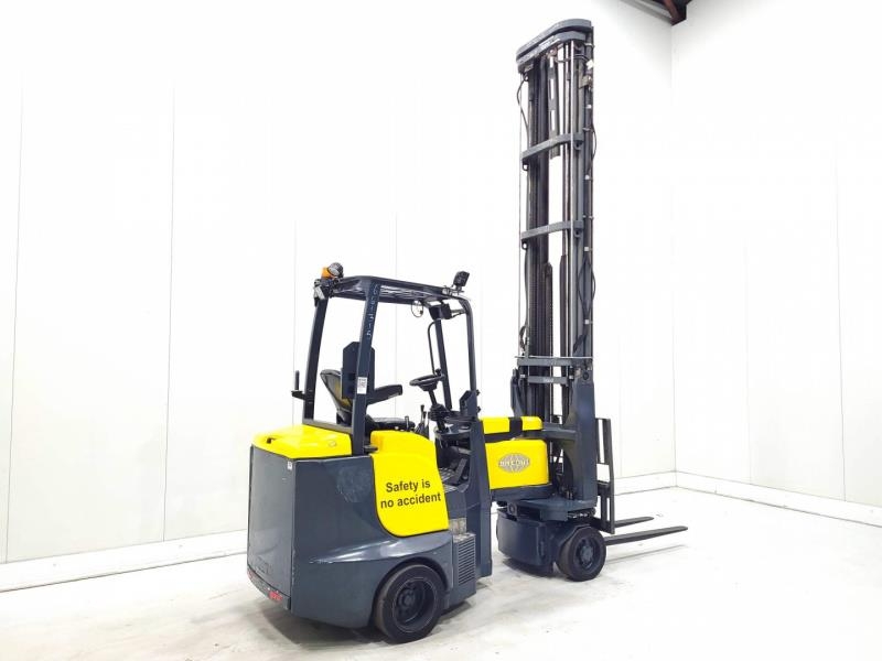 Aisle-Master 20WHE شاحنة الممرات الضيقة