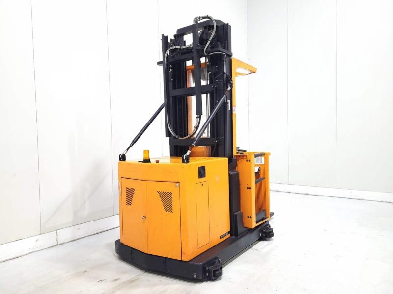 BT OP1000HSE Medium lift order pickers