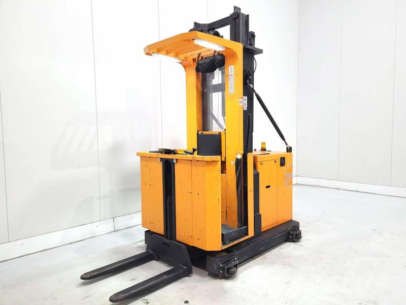 BT OP1000HSE Medium lift order pickers