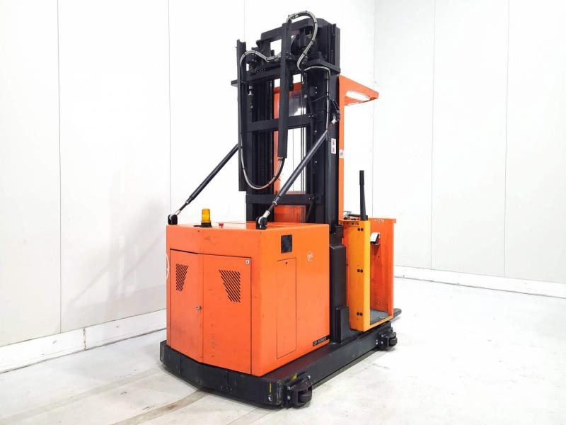BT OP1000HSE Medium lift order pickers