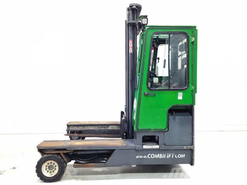 Combilift C4800 Nelitietrukit
