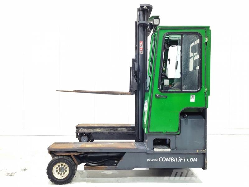 Combilift C4800 Nelitietrukit