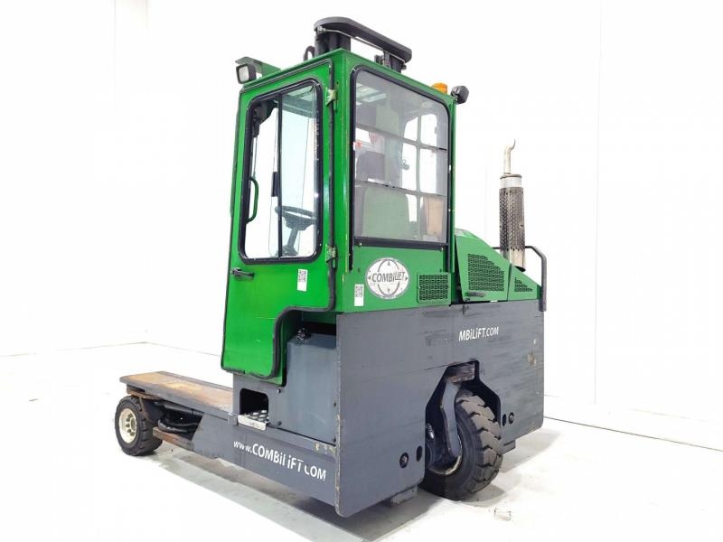 Combilift C4800 Nelitietrukit
