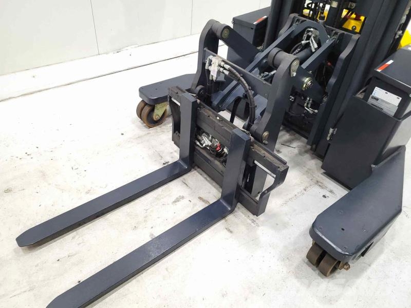 Combilift WR4 Reachstackers