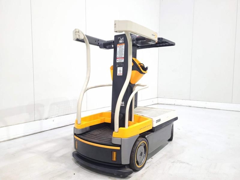 Crown WAV60-118 Scissor lifts