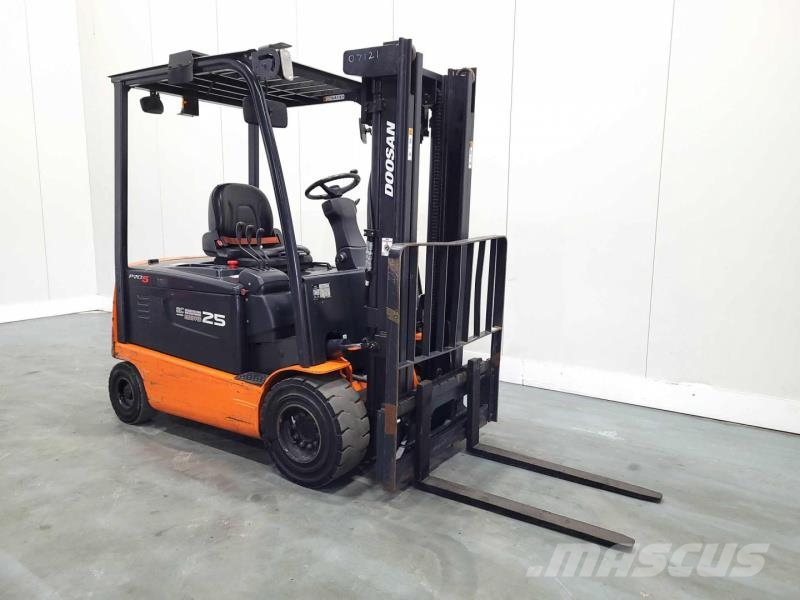 Doosan B25X-5 Sähkötrukit