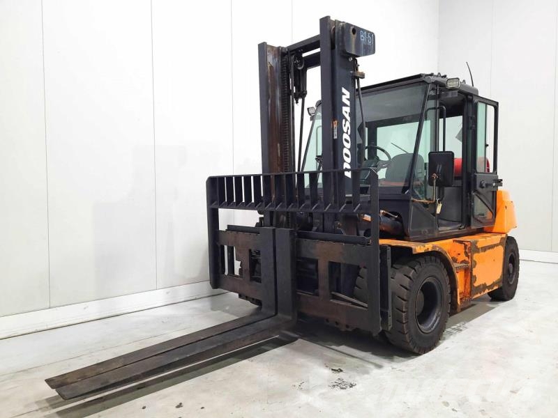 Doosan G70S-7 Камиони с АГУ