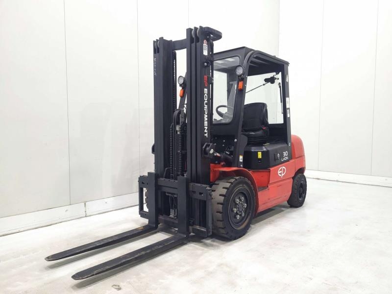 EP EFL302 410 Carrelli elevatori elettrici