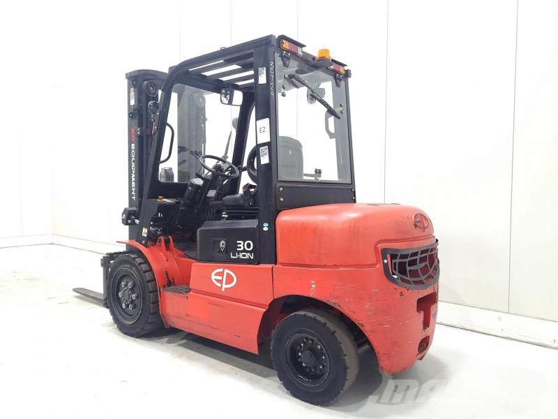 EP EFL302 410 Carrelli elevatori elettrici