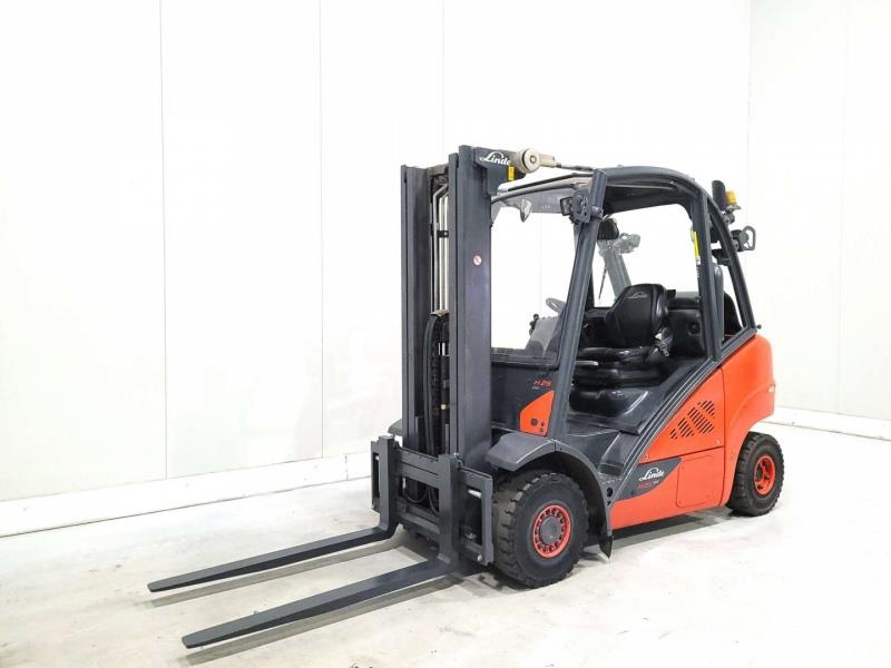Linde H25T-02 شاحنات LPG