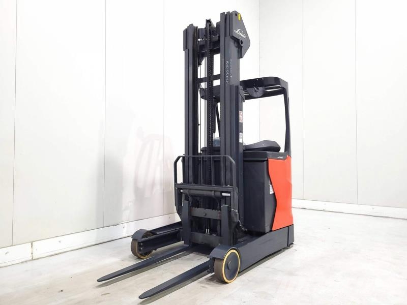 Linde R14-01 RENTAL Skyvemasttruck