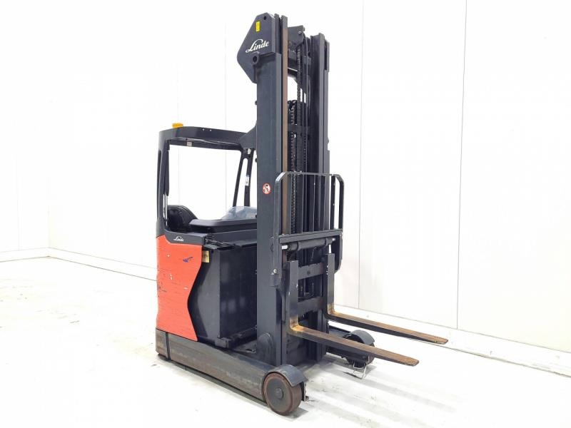 Linde R16N-01 Reach trucks