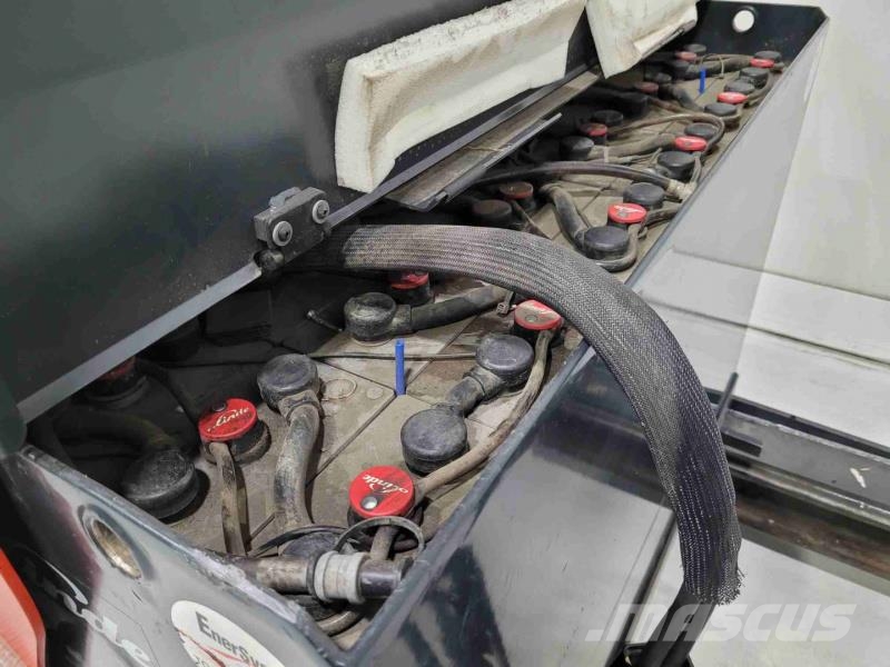 Linde R20HD Chariot à mât rétractable