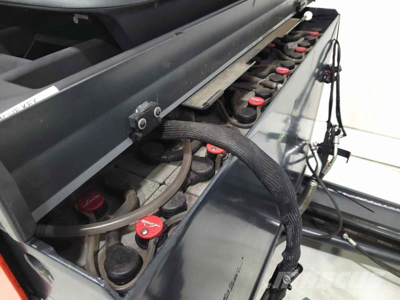 Linde R20HD-01 Chariot à mât rétractable