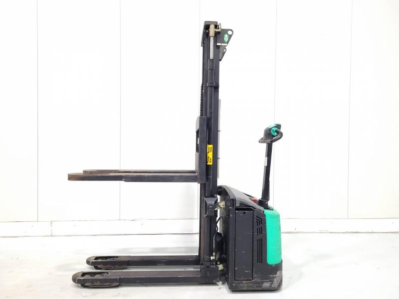 Mitsubishi SBP12NI Platform stackers