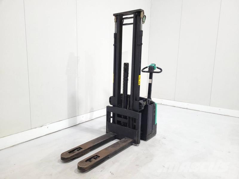 Mitsubishi SBP12NI Platform stackers