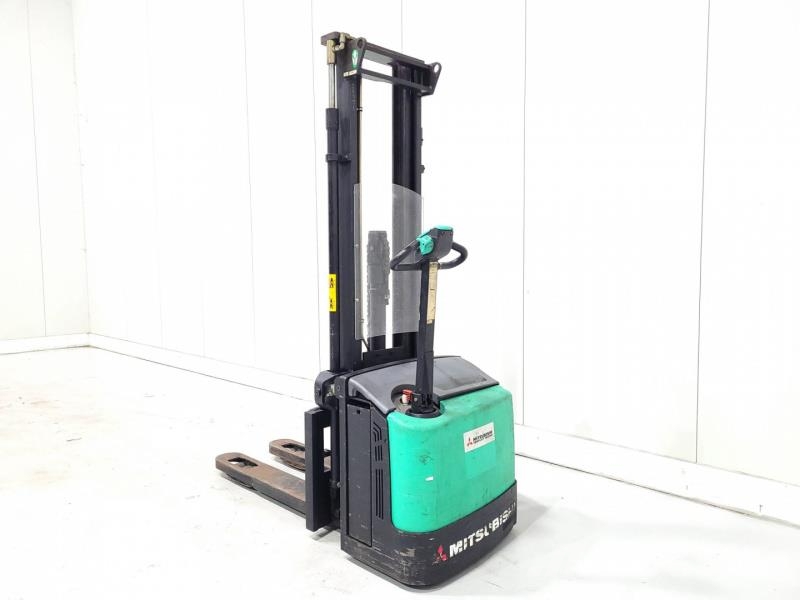 Mitsubishi SBP12NI Platform stackers