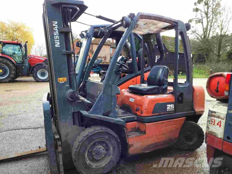 Nissan FD02A25Q Camiones diesel