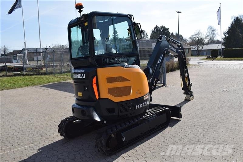 Hyundai HX 25A Z  NY MODEL, TILTMAN KOMPAKT S40 Міні-екскаватори < 7т