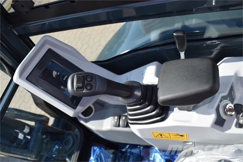 Hyundai HX 25A Z  NY MODEL, TILTMAN KOMPAKT S40 Міні-екскаватори < 7т