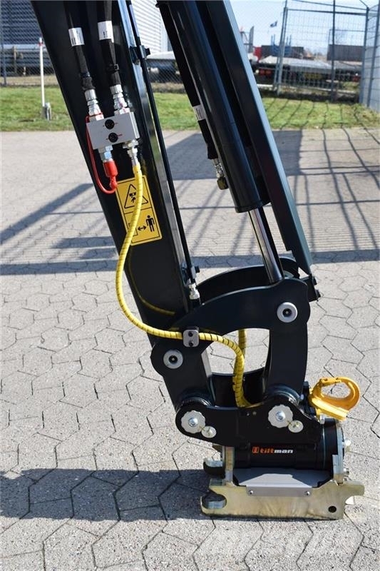 Hyundai HX 25A Z  NY MODEL, TILTMAN KOMPAKT S40 Міні-екскаватори < 7т
