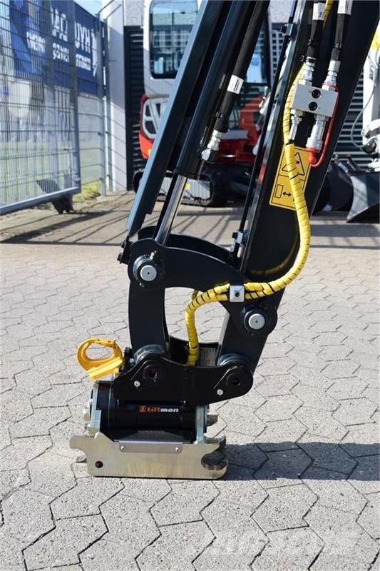 Hyundai HX 25A Z  NY MODEL, TILTMAN KOMPAKT S40 Міні-екскаватори < 7т