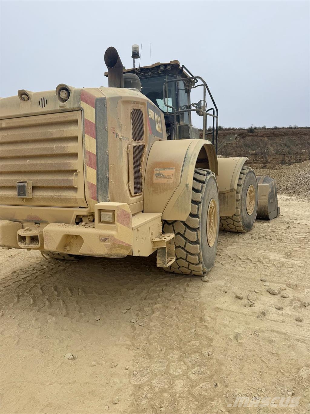 CAT 980M Фронтальні навантажувачі