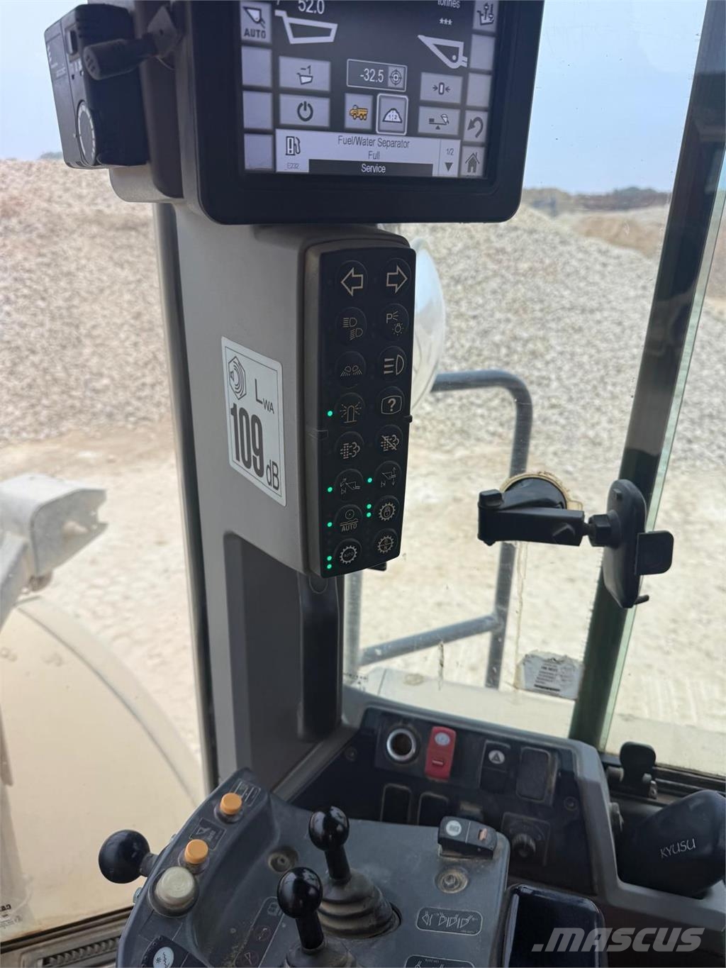 CAT 980M Фронтальні навантажувачі